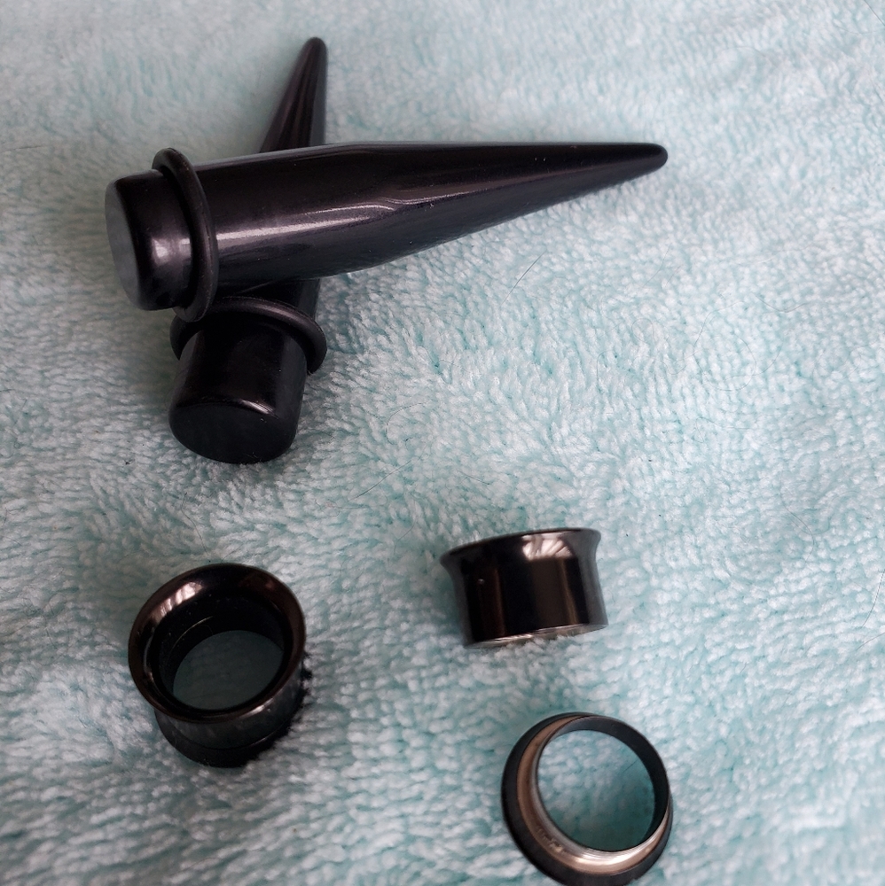 Tapers and plugs